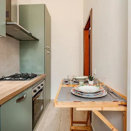Casa Toli - Self Check-in Wifi 2 Min From Train Station